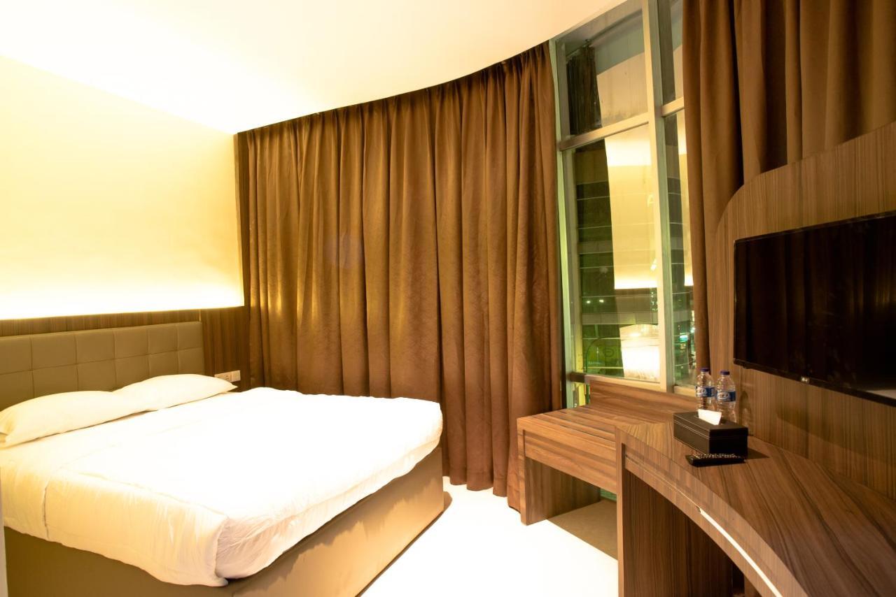 Ak Hotel Nagoya Hill Batam エクステリア 写真